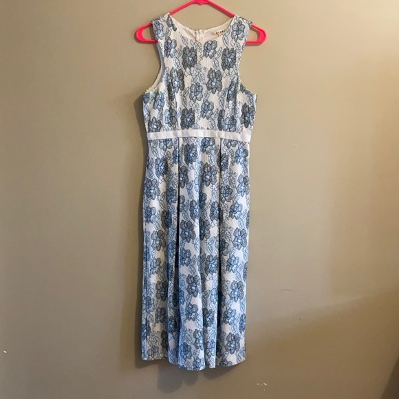 Francescas Lace Blue & White Halter Long Formal Dress - Picture 2 of 9